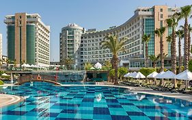 Sherwood Exclusive Lara